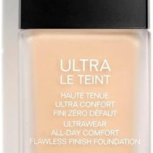 Chanel Ultra Le Teint Ultrawear Flawless Foundation - B20 Light Medium Neutral For Women 1 oz Foundation